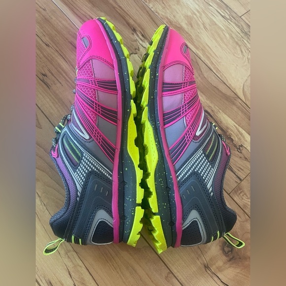 Fila memory TKO TT 4.0 ombré Pink Yellow Athletic Shoes trail running Womens 11 - Picture 9 of 13